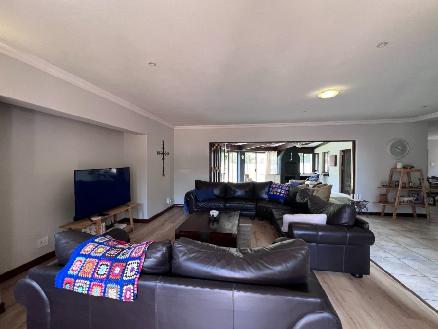 4 Bedroom Property for Sale in Magalies Golf Estate North West